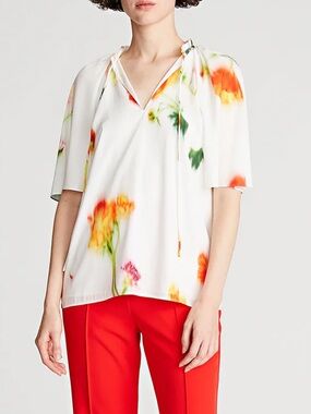 $375 NWT Halston “Levine” Top in Printed Habotai Chalk Blurred Floral Sz Small